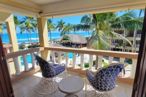 Oceanview Penthouse on the Beach